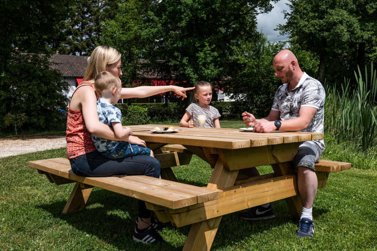 Camping Country Park Touquin - Site Officiel - Next To Disneyland Paris Экстерьер фото